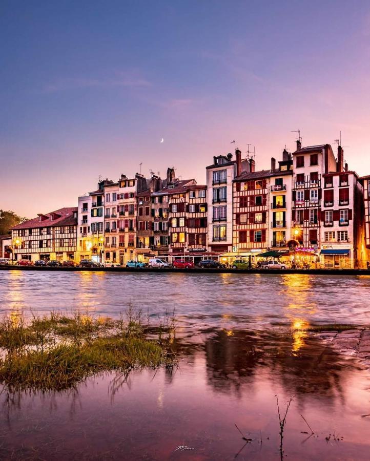 Carre Des Halles Centre Historique Apartment Bayonne Ngoại thất bức ảnh