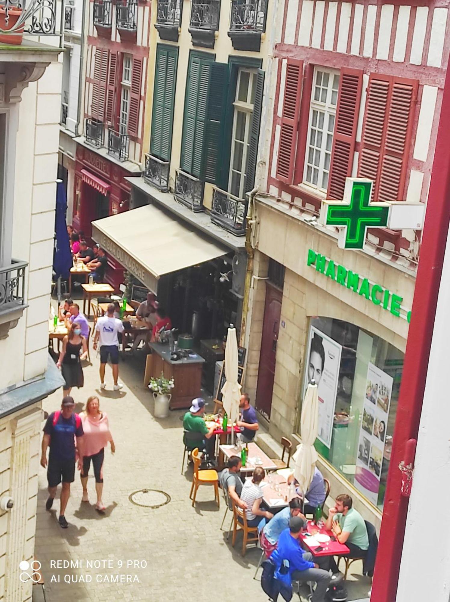 Carre Des Halles Centre Historique Apartment Bayonne Phòng bức ảnh